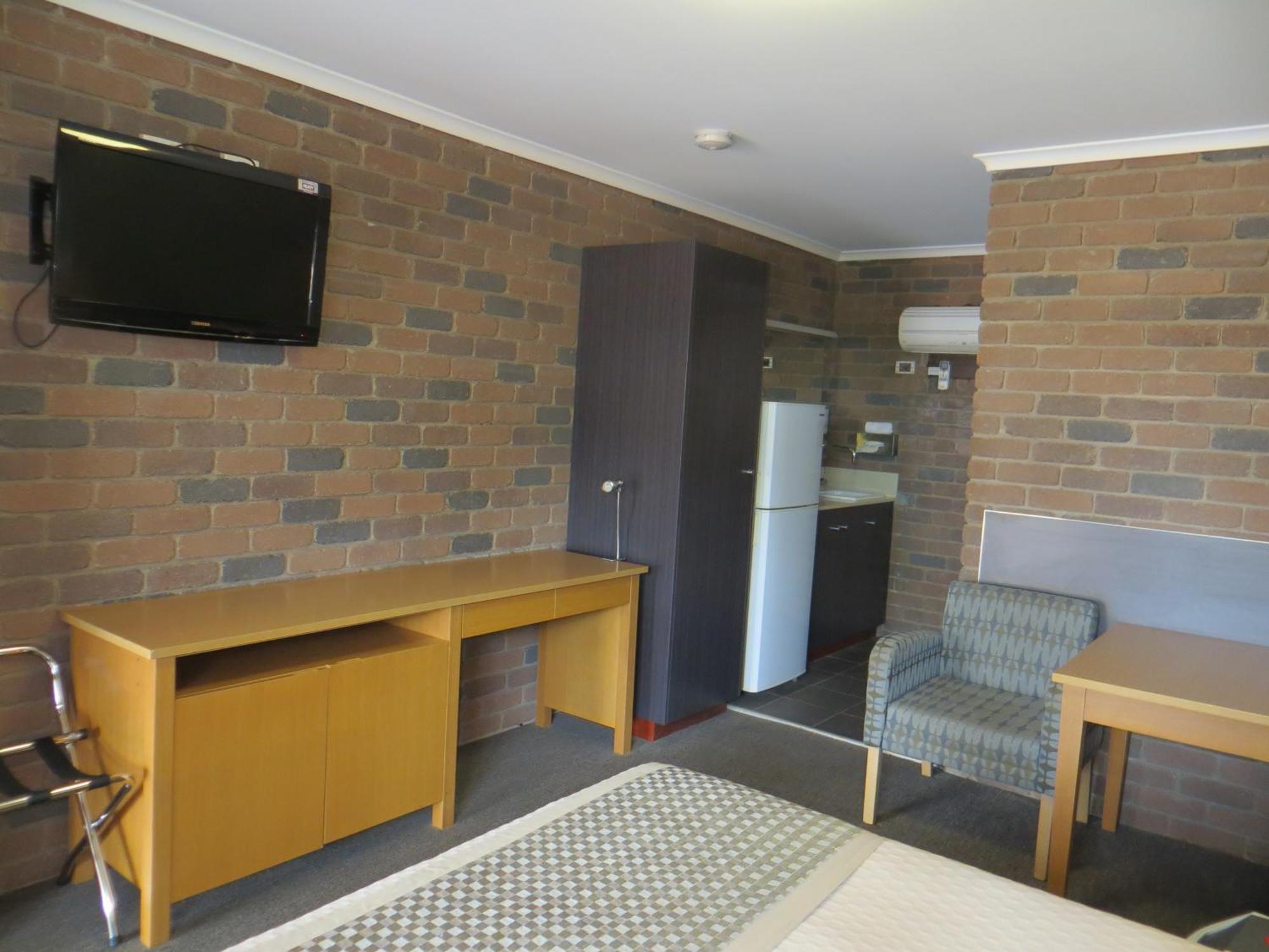 Cattleman'S Rest Motor Inn Charters Towers Room photo